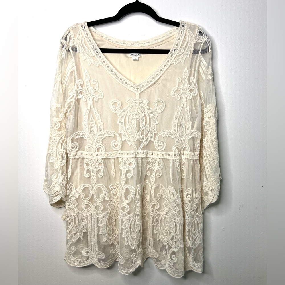Ultra Pink Boho Lace Top Sheer Embroidered Long Bell Sleeves Blouse SZ L EUC